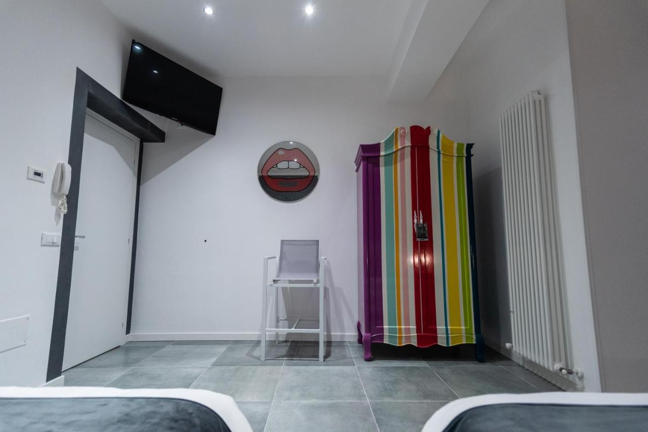 Casa Del Profumo Hotel Piacenza Luaran gambar