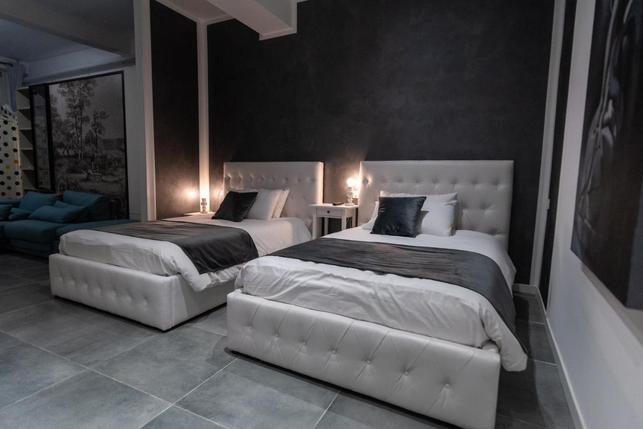 Casa Del Profumo Hotel Piacenza Luaran gambar